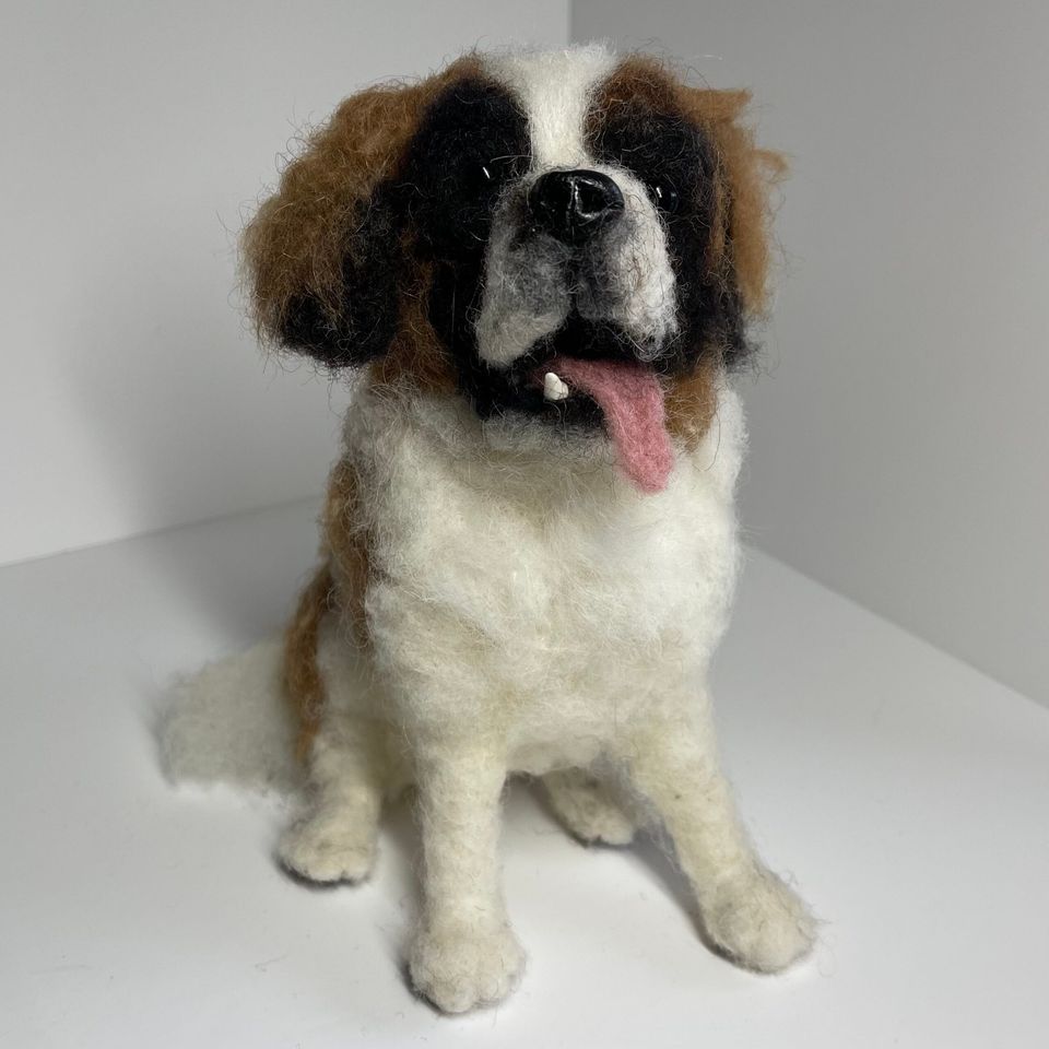 3D Pet Portrait of a St Bernard dog in felt
